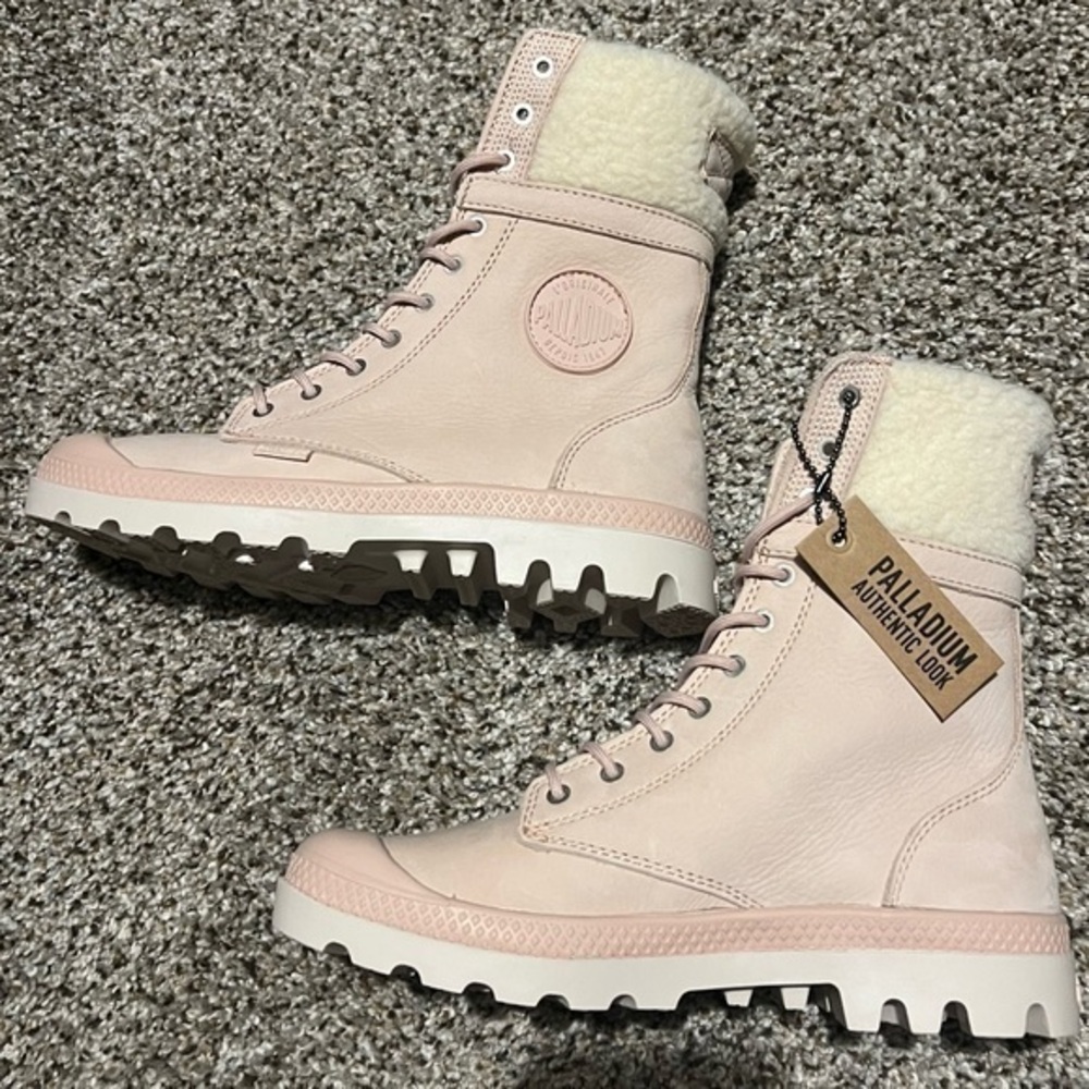 Palladium Baggy Pilot Dusty Rose Boots NWB